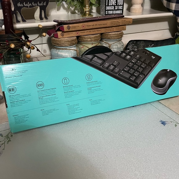 Logitech key board with mouse . Brand new in box - Picture 2 of 3